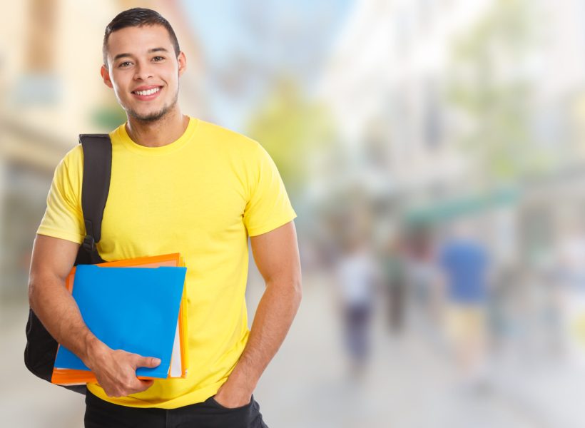 Administración Turística y Hotelera