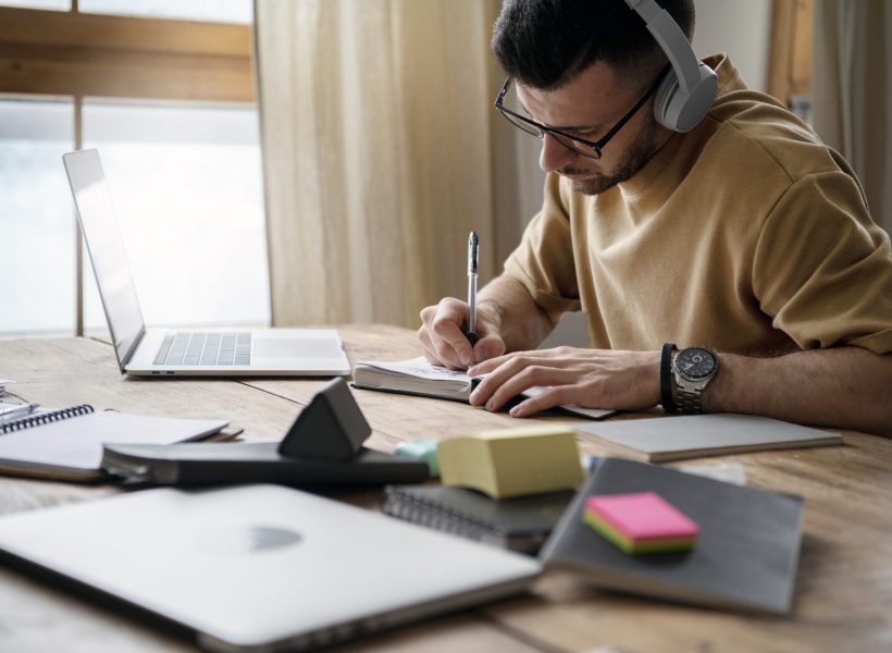 Licenciatura en Filosofía IRN